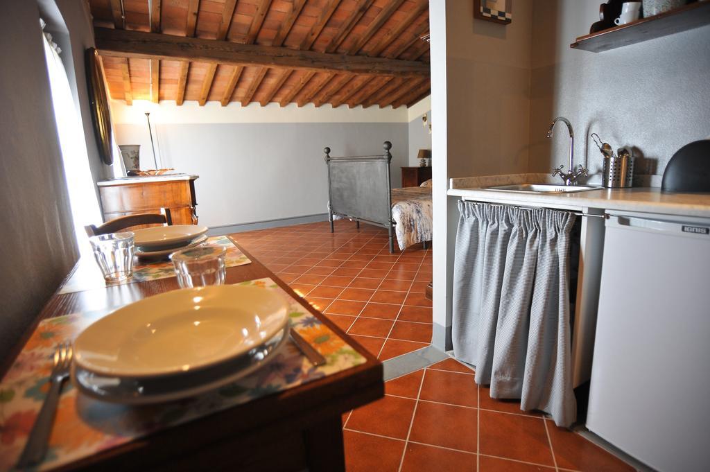Locanda Agricola Posapiano Montecarlo Phòng bức ảnh